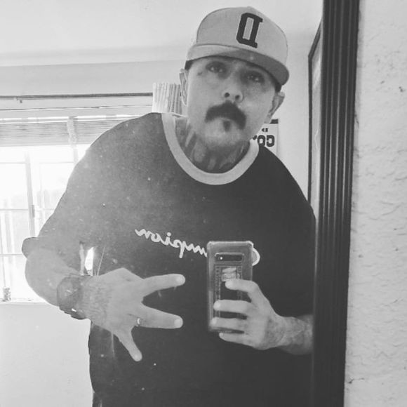 Meet your Posher, Edgar - Picture 1 of 1